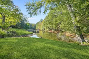 5422 Hill Rd SW, Powder Springs, GA 30127 - Photo 13