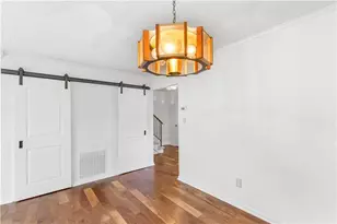 1000 Country Ct, Lawrenceville, GA 30044 - Photo 7