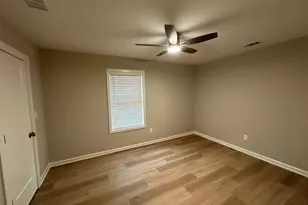 6376 Hollywood Dr, Forest Park, GA 30297 - Photo 13