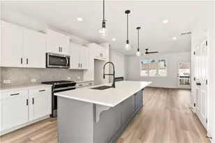 3352 Cranston Ln, Kennesaw, GA 30144 - Photo 3