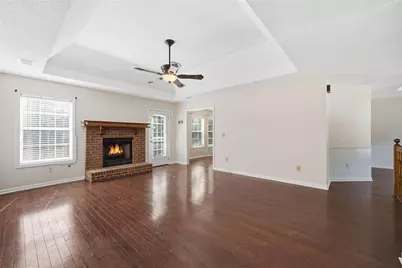 1045 SE Crystal Water Drive SE, Lawrenceville, GA 30045 - Photo 3