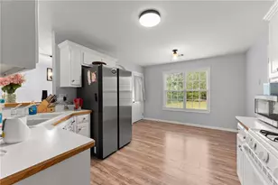 24 Lays Ln, Winder, GA 30680 - Photo 13