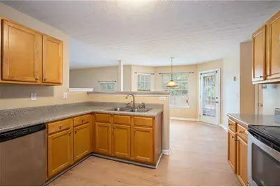 2709 Kristen Court, Conyers, GA 30012 - Photo 7