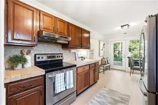 4314 Keheley Lake Ct NE, Marietta, GA 30066 - Photo 11