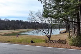 7275 Bishop Rd, Fairburn, GA 30213 - Photo 17