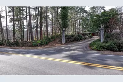 7275 Bishop Road, Fairburn, GA 30213 - Photo 3