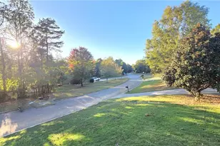 49 Sweetgum St, Talmo, GA 30575 - Photo 35