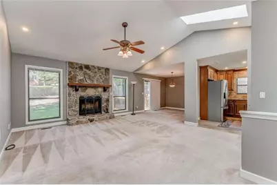 623 Sunshine Trace NW, Acworth, GA 30102 - Photo 7