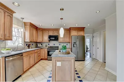 8155 Willow Tree Way, Alpharetta, GA 30005 - Photo 19