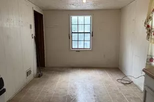 1303 Womack Ave, East Point, GA 30344 - Photo 17