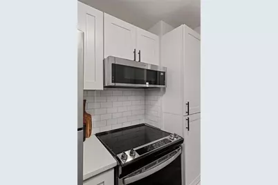 300 W Peachtree Street NE #3M, Atlanta, GA 30308 - Photo 9