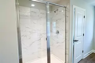 2407 Malster Ln, Lawrenceville, GA 30043 - Photo 9