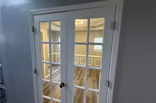 5496 Village Trace, Union City, GA 30291 - Photo 7