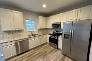 5496 Village Trace, Union City, GA 30291 - Photo 11