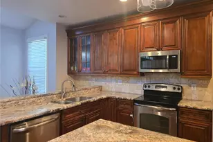 232 Spalding Gates Dr, Atlanta, GA 30328 - Photo 5