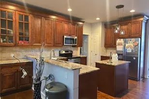 232 Spalding Gates Dr, Atlanta, GA 30328 - Photo 3