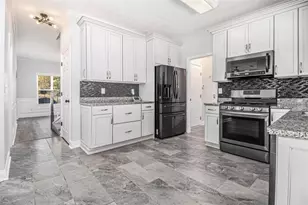 716 Habersham Ct, Ellenwood, GA 30294 - Photo 9