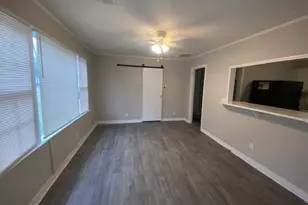 5128 Phillips Dr, Forest Park, GA 30297 - Photo 3