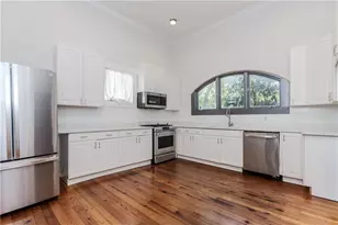 686 Garibaldi St SW, Atlanta, GA 30310 - Photo 9