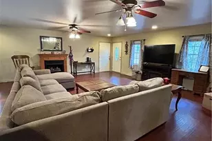 159 Old Park Rd, Lavonia, GA 30553 - Photo 17