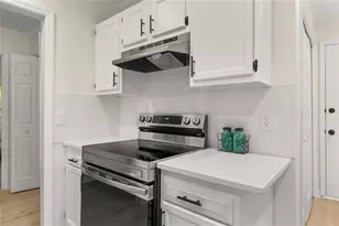 1910 Cooper Landing Dr SE, Smyrna, GA 30080 - Photo 5