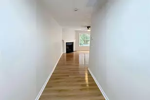 607 Shadow Valley Ct, Lithonia, GA 30058 - Photo 9