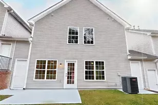 607 Shadow Valley Ct, Lithonia, GA 30058 - Photo 3