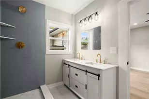 1332 Thurgood St SW, Atlanta, GA 30314 - Photo 11