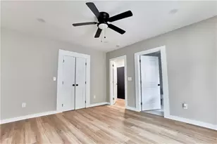 1332 Thurgood St SW, Atlanta, GA 30314 - Photo 39