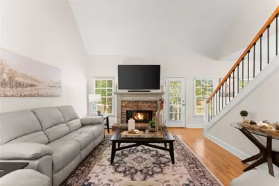 7120 Creek Ridge Drive, Gainesville, GA 30506 - Photo 9