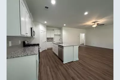 195 Annie Lane, Statham, GA 30666 - Photo 5