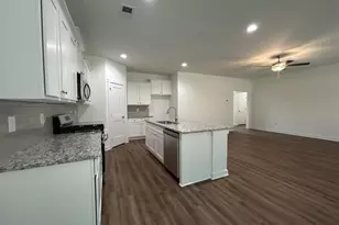 195 Annie Ln, Statham, GA 30666 - Photo 5