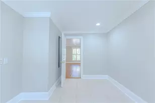 7680 Jett Ferry Rd, Atlanta, GA 30350 - Photo 17