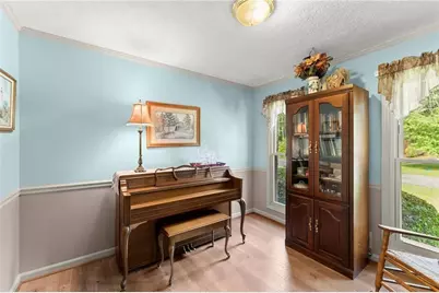 3337 Mill Stream Lane SW, Marietta, GA 30060 - Photo 9