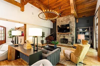 4421 Paradise Circle, Vinings, GA 30339 - Photo 5