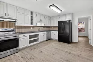 170 Forest Lake Dr, Fayetteville, GA 30215 - Photo 15