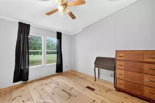 1090 S Hampton Rd, Hampton, GA 30228 - Photo 7