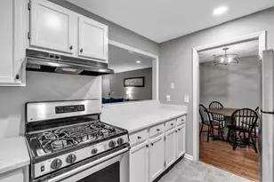 2607 Vinings Central Dr SE, Atlanta, GA 30339 - Photo 9