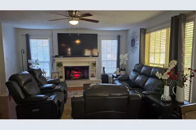 4618 Thomas Jefferson Court, Stone Mountain, GA 30083 - Photo 7