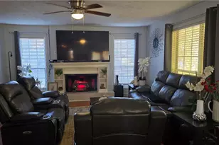 4618 Thomas Jefferson Ct, Stone Mountain, GA 30083 - Photo 7