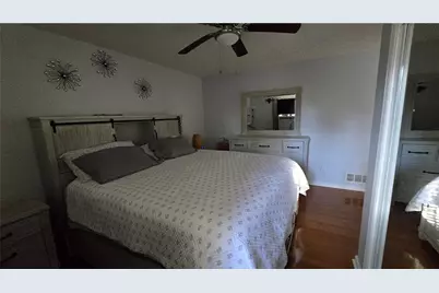 4618 Thomas Jefferson Court, Stone Mountain, GA 30083 - Photo 15