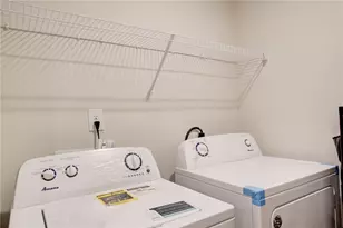 5453 Plain Field Ln, Lilburn, GA 30047 - Photo 23