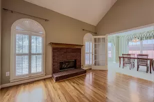 1990 Glenhurst Dr, Snellville, GA 30078 - Photo 9