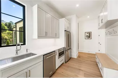 388 Londonberry Road NW, Sandy Springs, GA 30327 - Photo 29