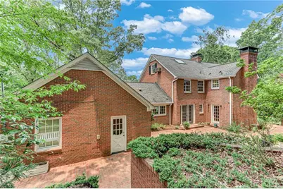 2626 Club Drive, Gainesville, GA 30506 - Photo 11