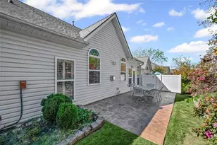 328 Lauren Ln, Woodstock, GA 30188 - Photo 19
