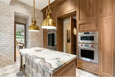 41 Blackland Road NW, Atlanta, GA 30342 - Photo 23