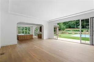 41 Blackland Rd NW, Atlanta, GA 30342 - Photo 9