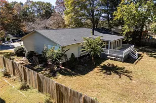 810 Hillside Dr, Gainesville, GA 30501 - Photo 47