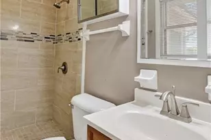 810 Hillside Dr, Gainesville, GA 30501 - Photo 19